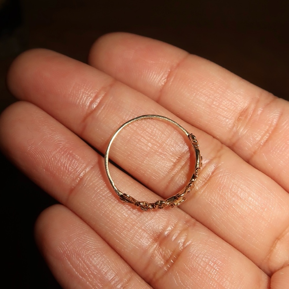 9K VINTAGE FLORAL RING - Picture 3 of 3
